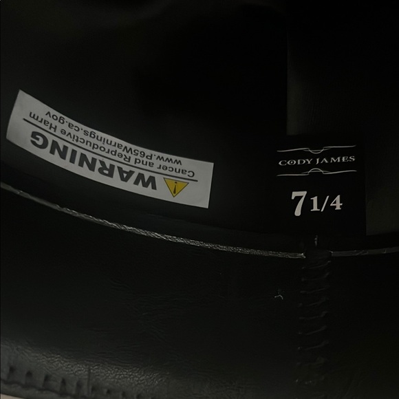 Elegant Cream Cowboy Hat - Picture 5 of 5